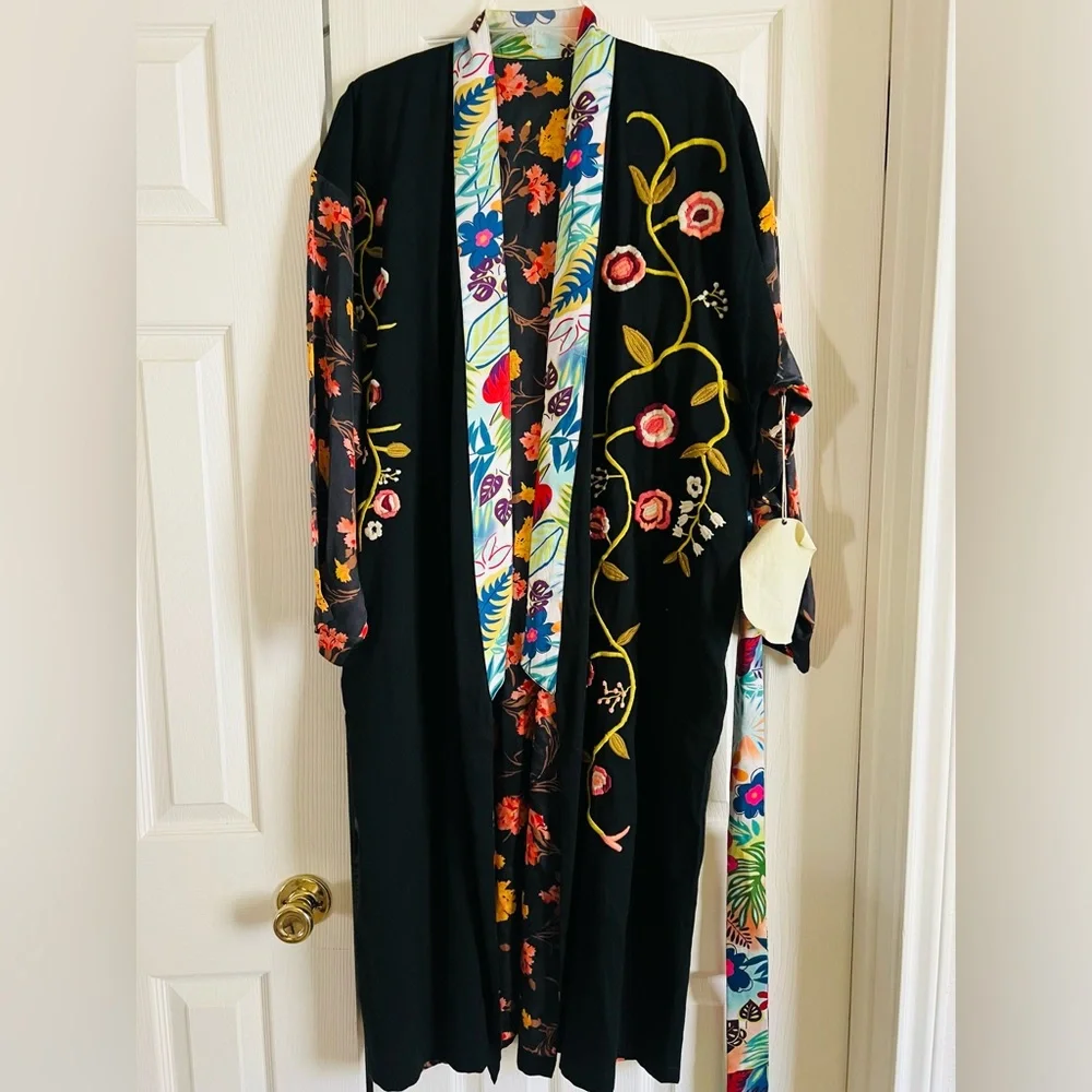 ARATTA Floral Embroidered Kimono - Picture 4 of 14